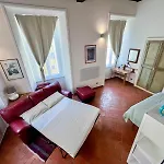 Inn Pantheon Home