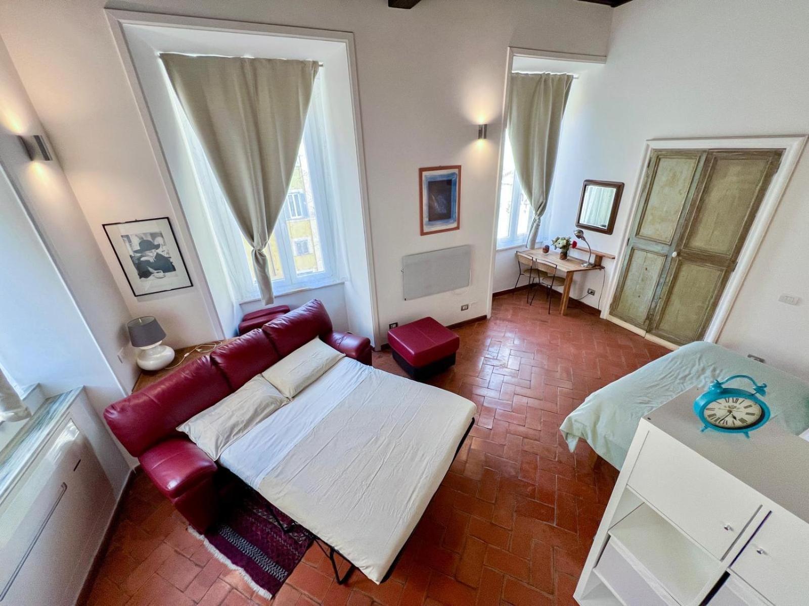Pantheon Apartment