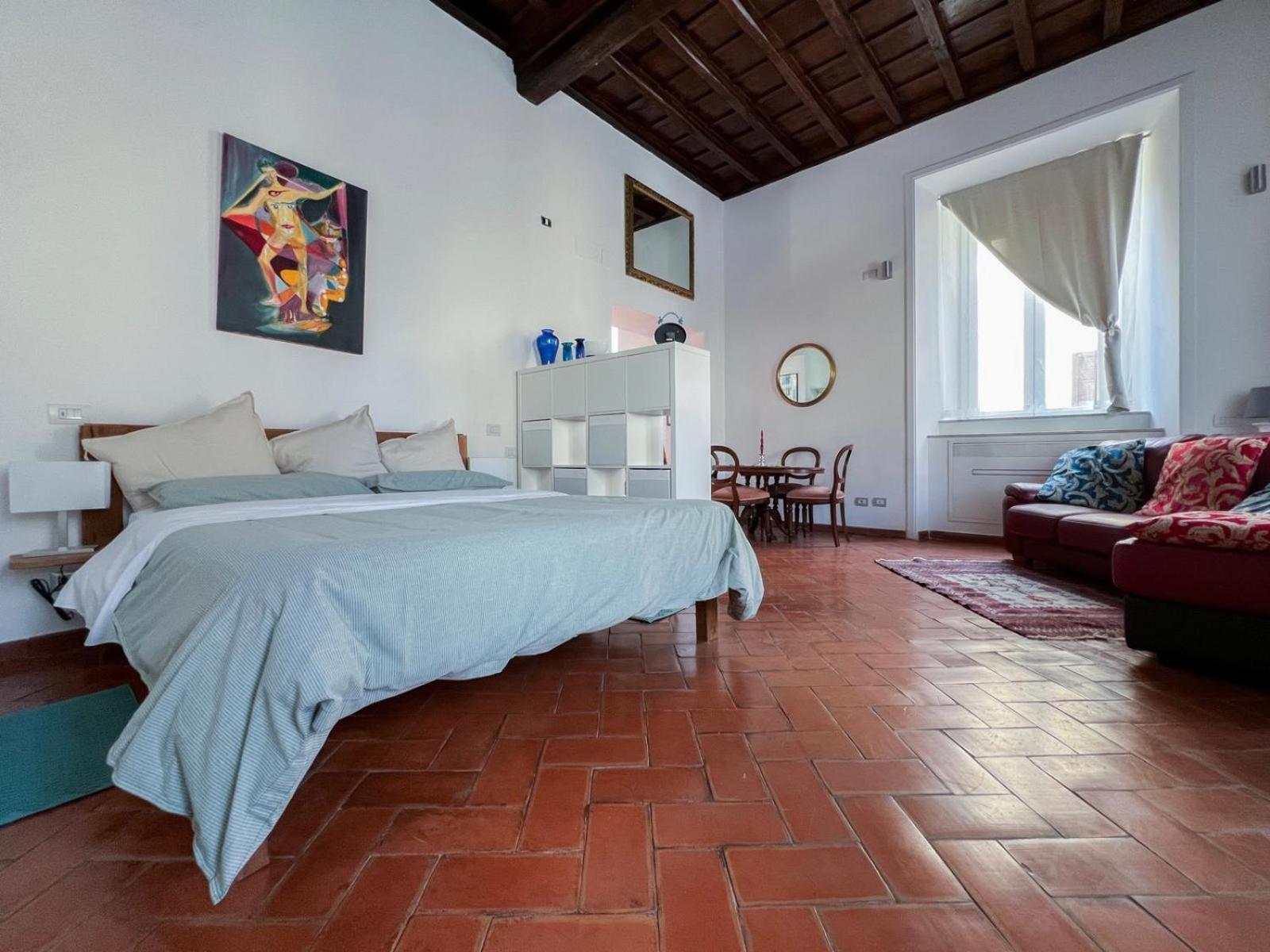 Apartment Pantheon Rome